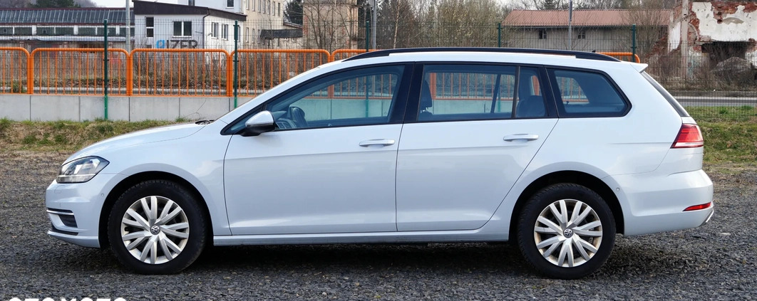 Volkswagen Golf cena 45999 przebieg: 211404, rok produkcji 2017 z Gryfice małe 562